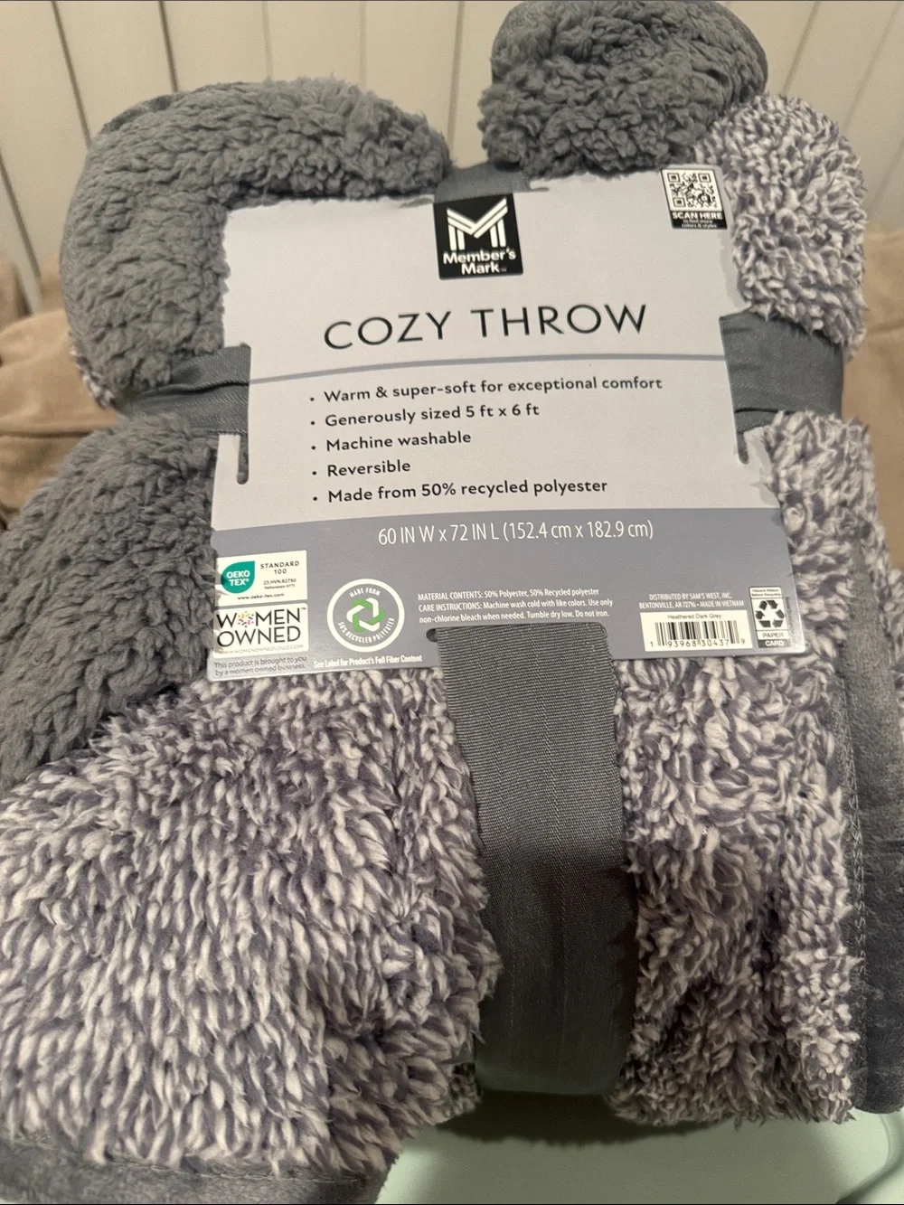 Cozy Throw Blanket - Gray